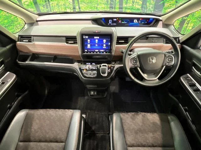 Honda FREED HYBRID クロスター　ホンダセンシング photo 2