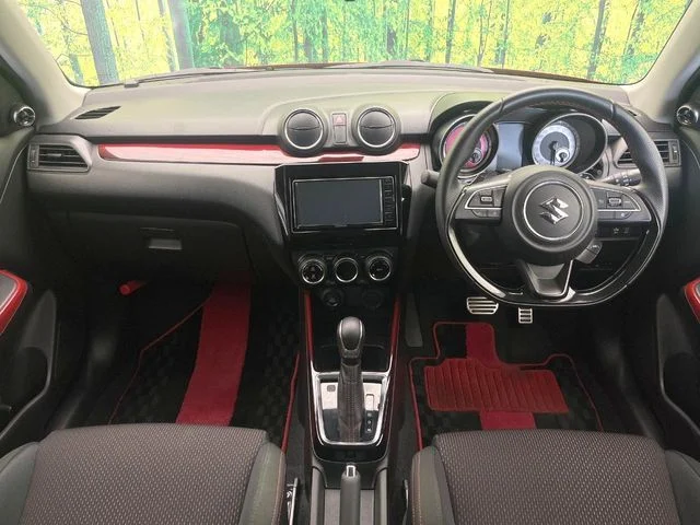 Suzuki SWIFT スポーツ photo 2