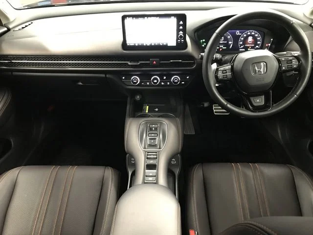 Honda ZR-V e:HEV Z photo 4