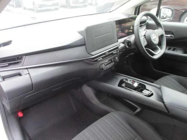 Nissan NOTE 4WD X　FOUR photo 3