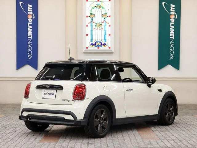 Bmw MINI COOPER D ベースグレード photo 3
