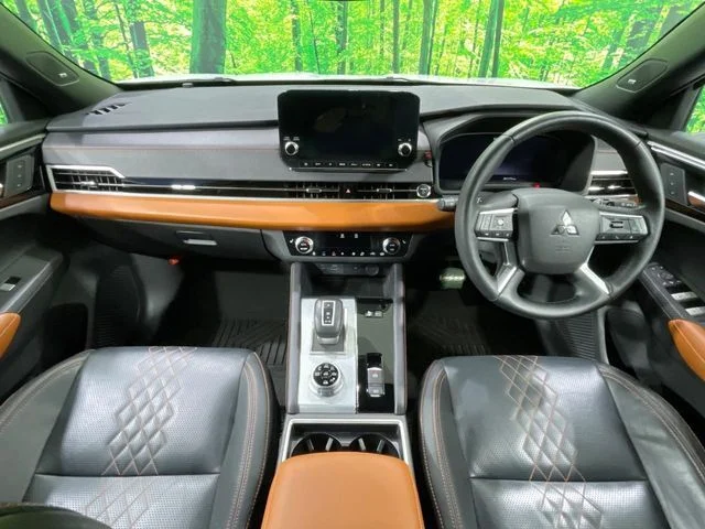 Mitsubishi OUTLANDER PHEV P photo 2