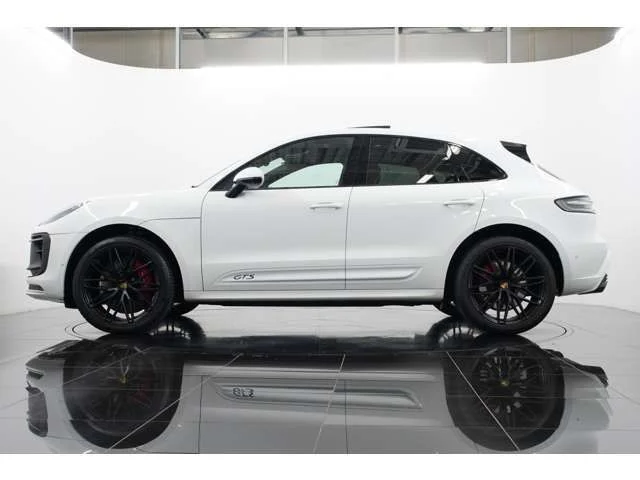 Porsche PORSCHE Macan GTS photo 2