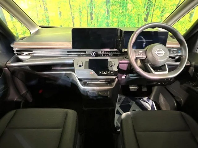 Nissan SERENA WG ハイウェイスター　V photo 2