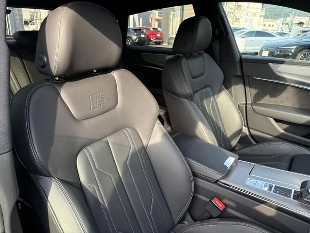 Audi AUDI A7 SPORTBACK 40　TDI　クワトロ　Sラインパッケ photo 4