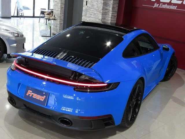 Porsche PORSCHE 911 カレラ4　GTS photo 3