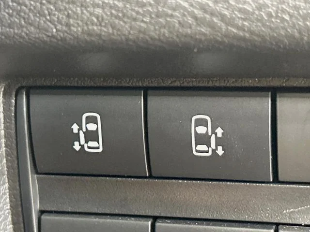 Mitsubishi DELICA MINI G　プレミアム photo 3