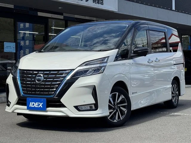 Nissan SERENA WG e−POWER　ハイウェイスター　V 2022