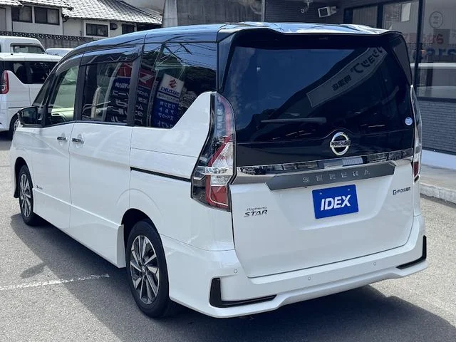 Nissan SERENA WG e−POWER　ハイウェイスター　V photo 3