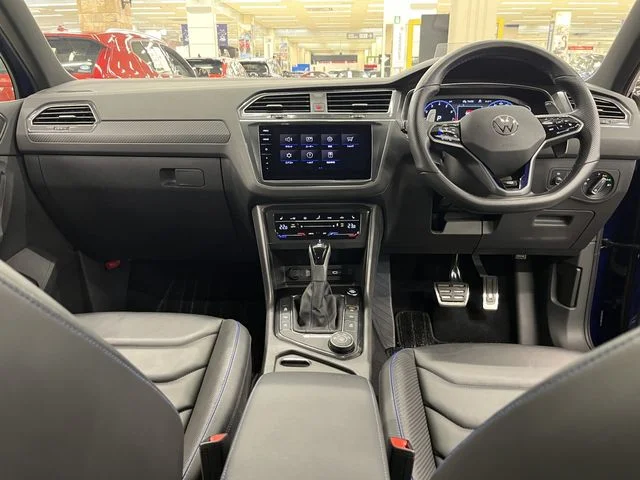 Volkswagen VOLKSWAGEN TIGUAN R photo 2