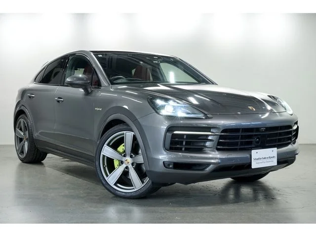 Porsche PORSCHE Cayenne coupe E−ハイブリッド　エアサス photo 3