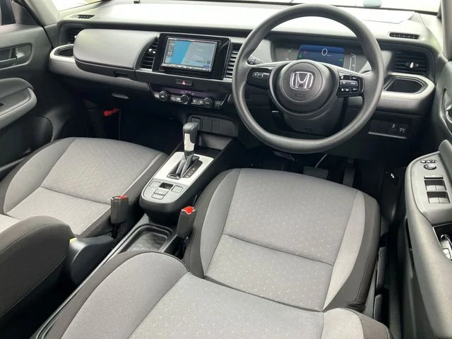 Honda FIT e:HEV ベーシック photo 2