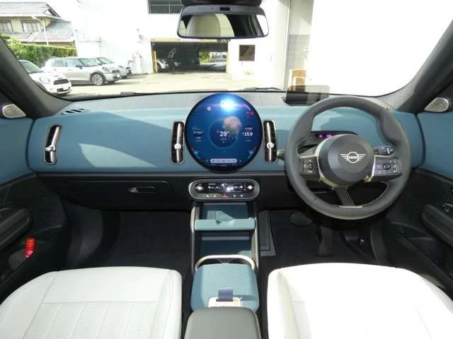 Bmw MINI COUNTRYMAN D photo 3