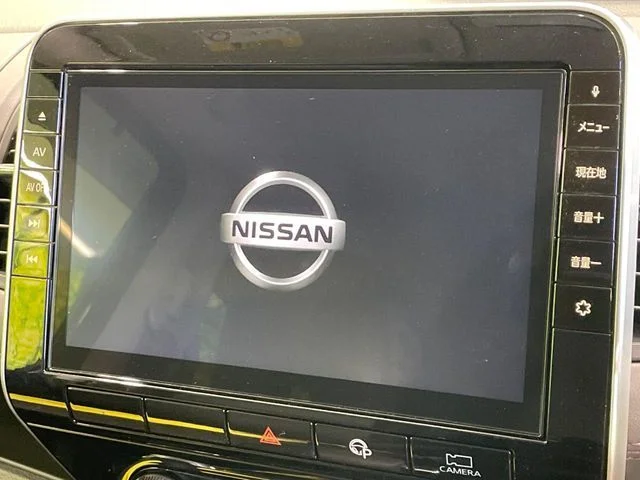 Nissan SERENA S-HYBRID ハイウェイスター　V photo 3