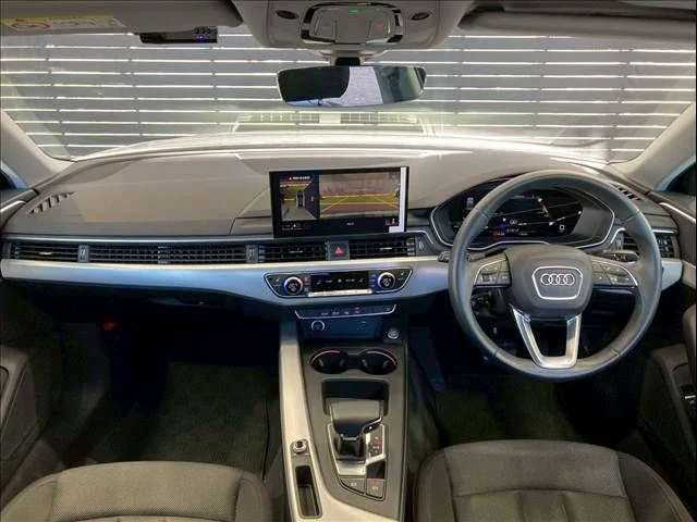 Audi AUDI A4 35　TDI　アドバンスド photo 3