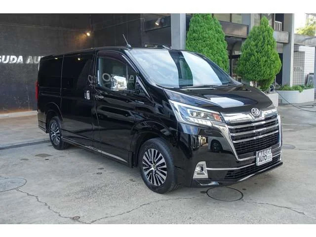Toyota GRANACE プレミアム photo 3