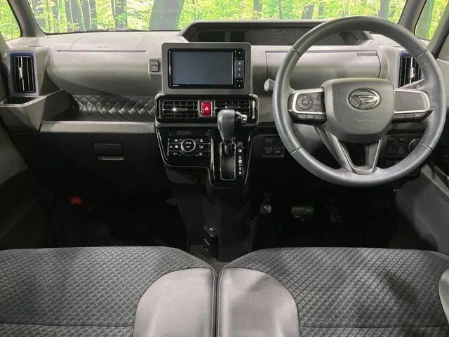 Daihatsu TANTO CUSTOM 4WD RS photo 2
