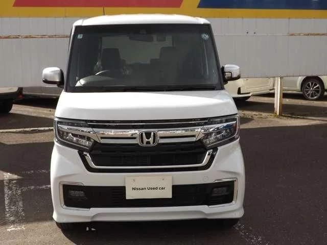 Honda N BOX CUSTOM 4WD L photo 3