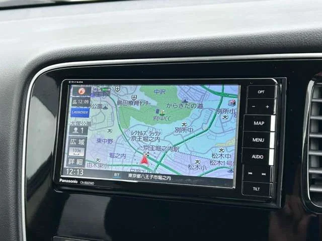 Mitsubishi OUTLANDER PHEV G photo 4
