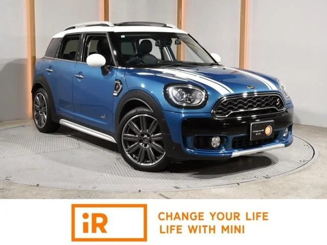 Bmw BMW MINI COOPER D CROSSOVER オール4 2019