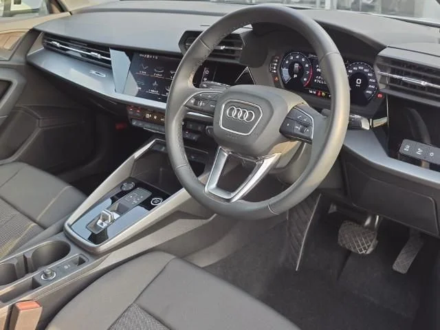 Audi AUDI A3 SPORTBACK 30　TFSI photo 2