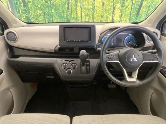 Mitsubishi eK WAGON M photo 2