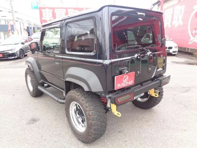Suzuki JIMNY SIERRA JC photo 2