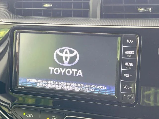 Toyota AQUA S photo 3