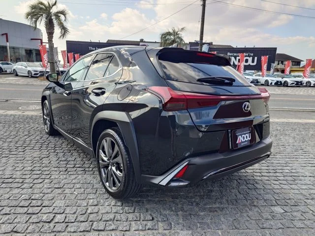 Toyota LEXUS UX250h Fスポーツ photo 3