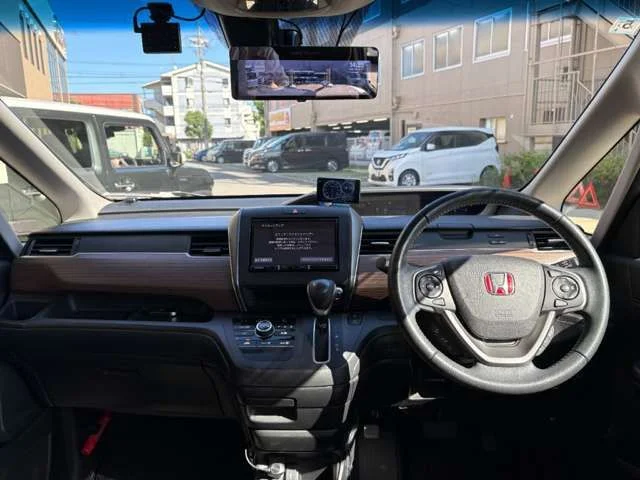 Honda FREED plus クロスター　ホンダセンシング photo 2