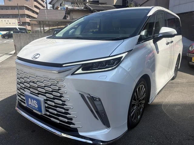 Toyota ﾚｸｻｽ LM500h エグゼクティブ 2024