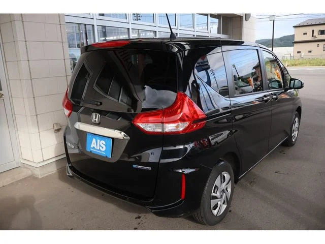 Honda FREED HYBRID 4WD G photo 3