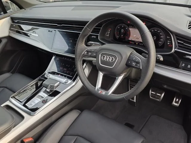 Audi AUDI Q7 50　TDI　クワトロ　Sライン photo 2