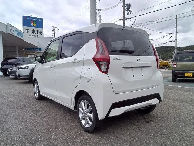 Nissan DAYZ X photo 3