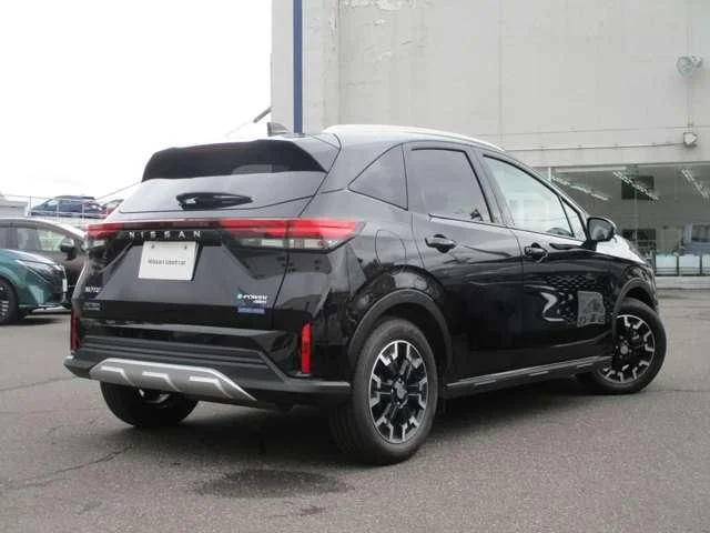 Nissan NOTE AUTECH CROSSOVER X　FOUR photo 2