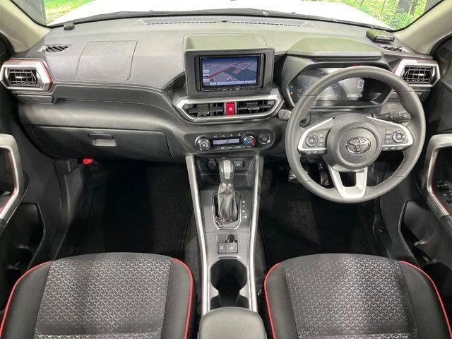 Toyota RAIZE Z photo 2