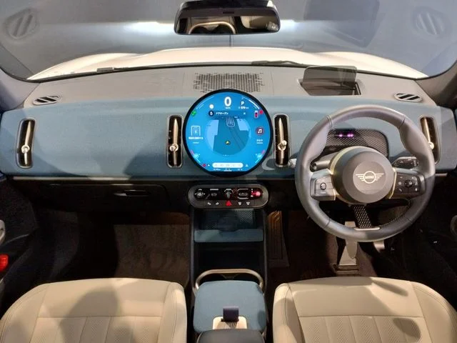 Bmw MINI COUNTRYMAN D photo 2