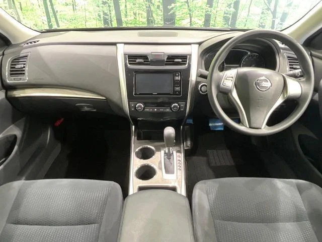 Nissan TEANA XE photo 2