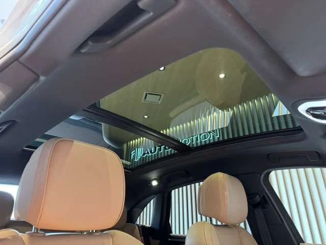 Porsche PORSCHE Macan ベースグレード photo 4