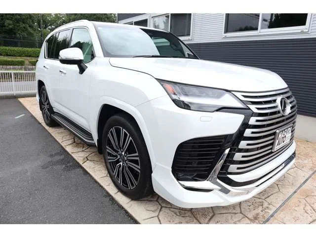 Toyota LEXUS LX700h ベースグレード photo 3