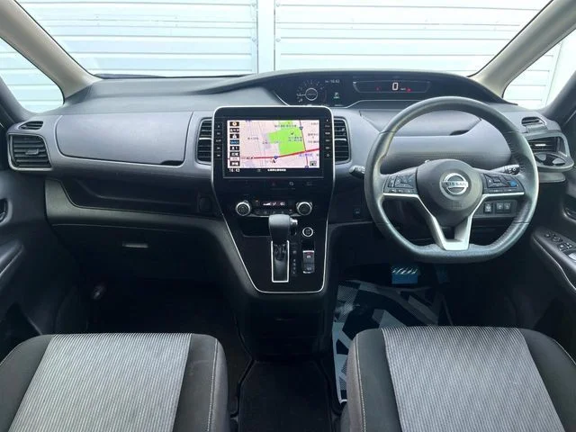 Nissan SERENA S-HYBRID ハイウェイスター　V photo 2