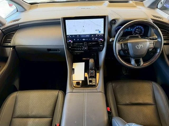 Toyota VELLFIRE HYBRID 4WD Z　プレミア photo 3