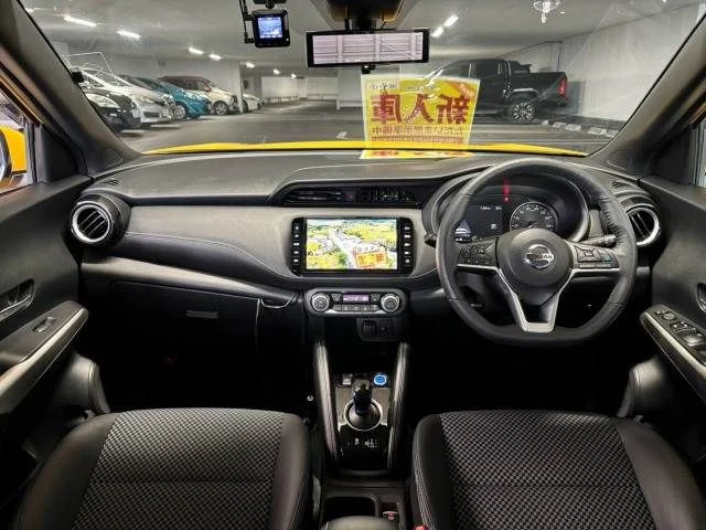 Nissan KICKS X photo 2