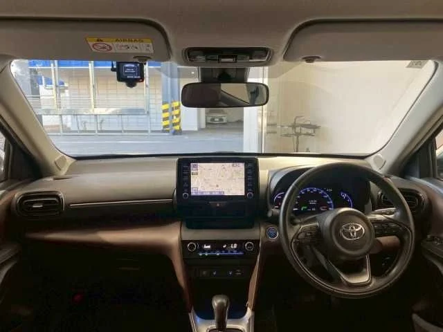Toyota YARIS CROSS HYBRID Z photo 3