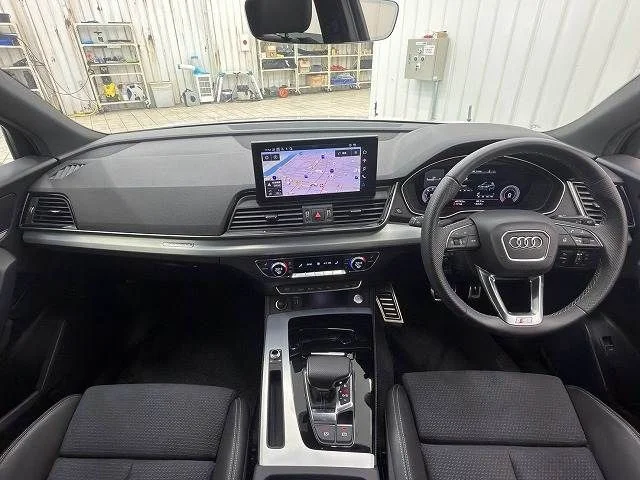 Audi AUDI Q5 40　TDI　クワトロ　Sライン photo 2