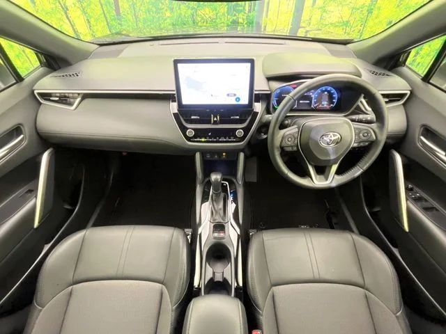 Toyota COROLLA CROSS HYBRID Z photo 2