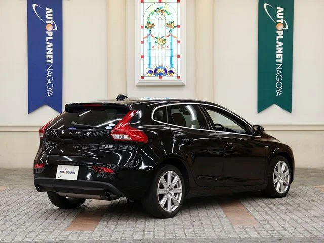 Volvo VOLVO V40 T3　クラシックエディション photo 3