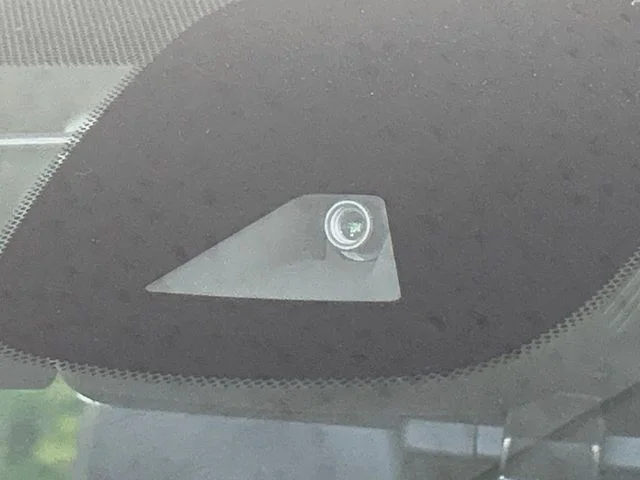 Nissan SERENA S-HYBRID ハイウェイスター　V photo 3
