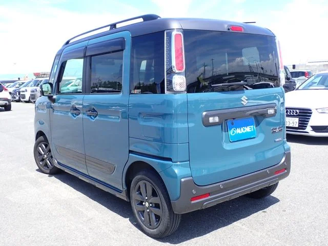 Suzuki Spacia GEAR ハイブリッドXZ photo 3