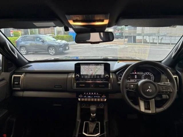 Mitsubishi TRITON GSR photo 2